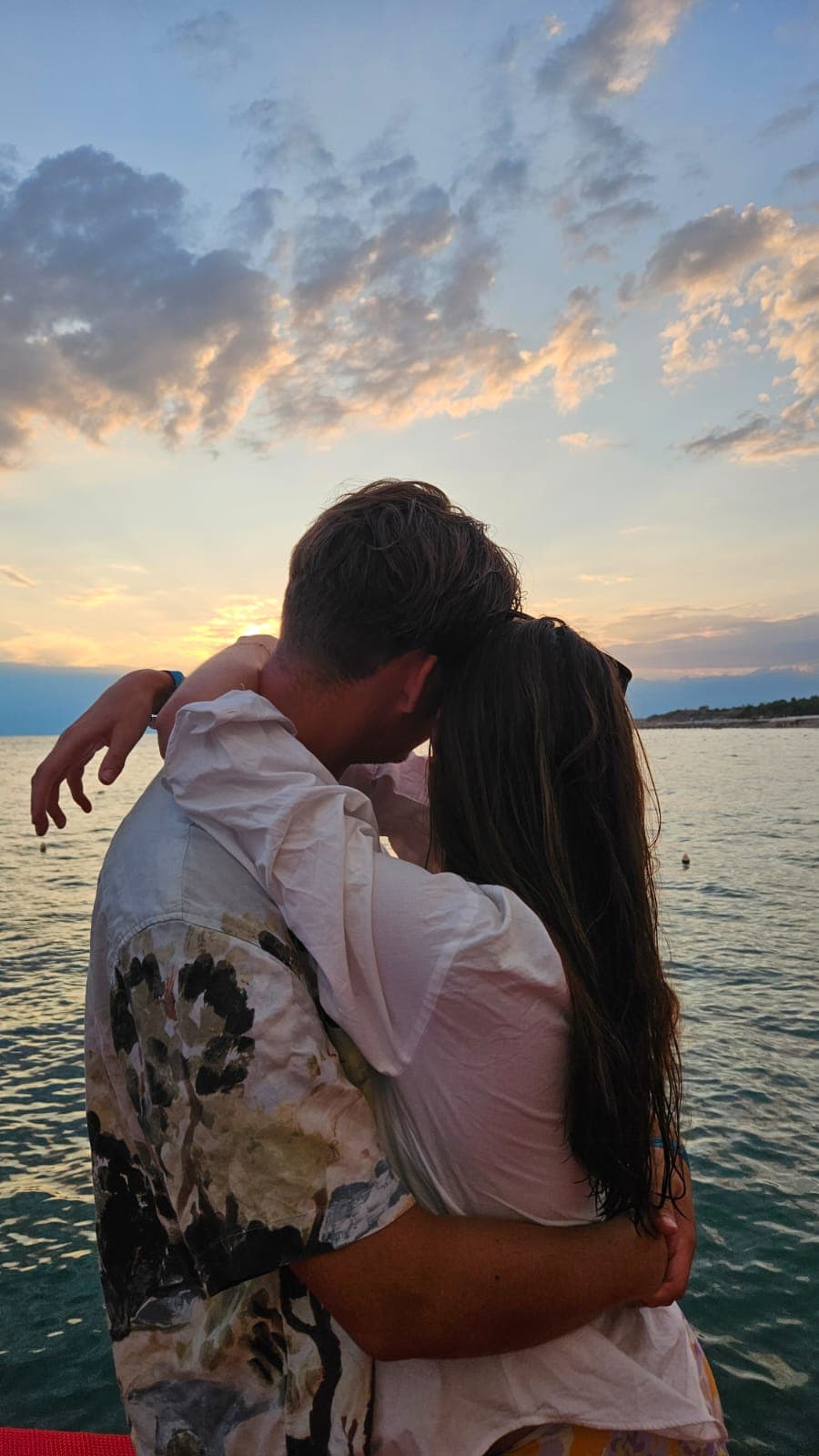 Das ursprüngliche Foto des Paares am Meer